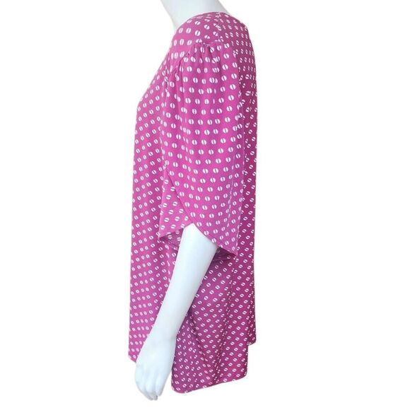 Michael Kors Stylish Pink Print Top (2X) - Picture 3 of 5